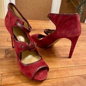 NWOB Ann Taylor Mary Jane Suede Pumps, Size 7.5